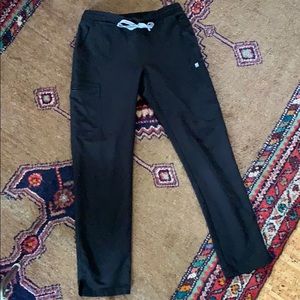 Figs Yola small stub pants